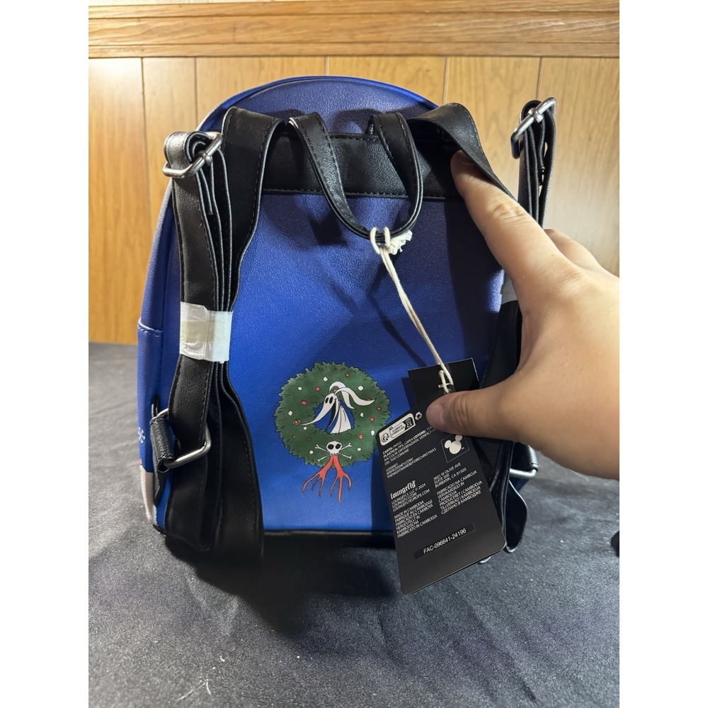 Nightmare Before Christmas LOUNGEFLY mini backpack NWT - Picture 3 of 5